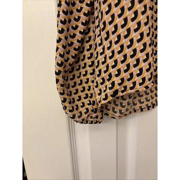 Daniel Rainn Medium Top Long Sleeve Peasant Blouse Tasseled Geometric Print DR2 - Picture 2 of 7